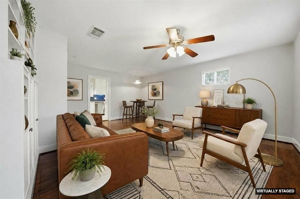 9504 N Creek Drive, Austin