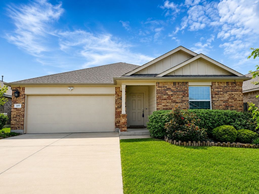 109 George Kimble Cove, Bastrop
