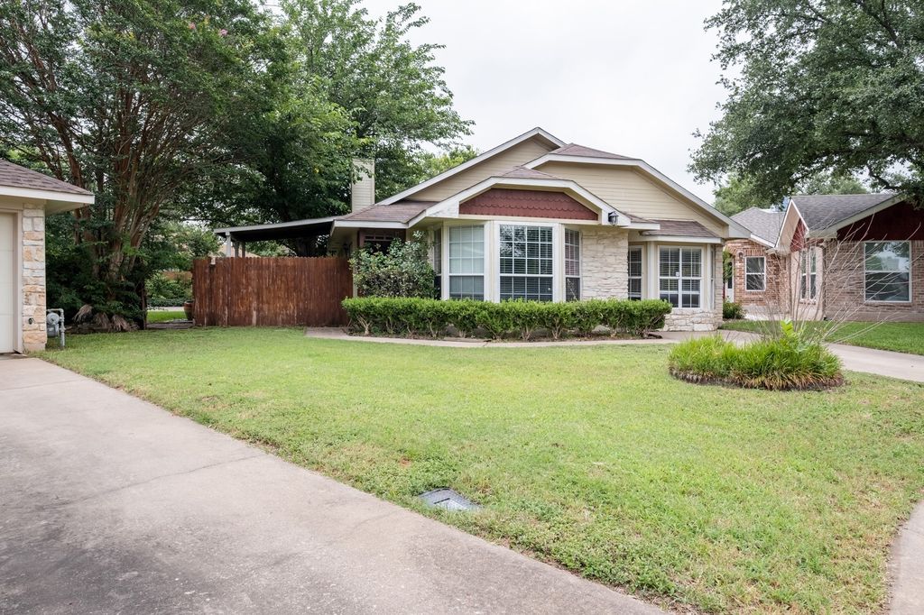 8900 Pocono Cove, Austin