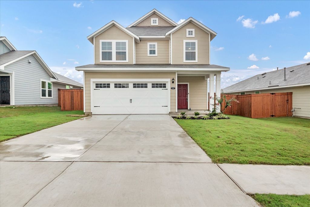 135 Lyndon Drive, San Marcos