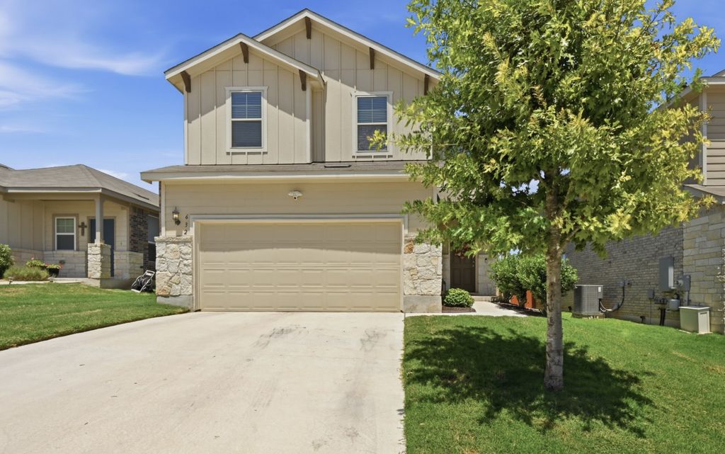 632 Pepperbark Loop, Buda