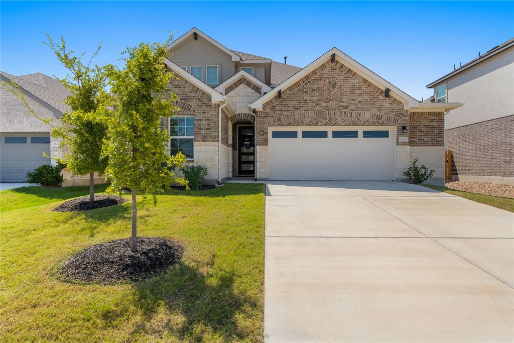 1828 Walnut Grove Bend, Leander