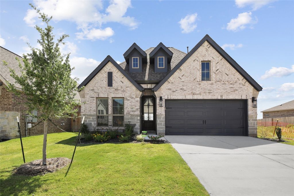 127 Plumbago Loop, Bastrop