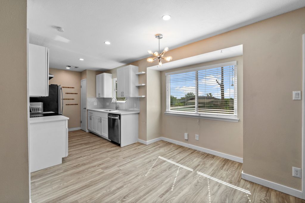10107 Floyd Drive, Austin