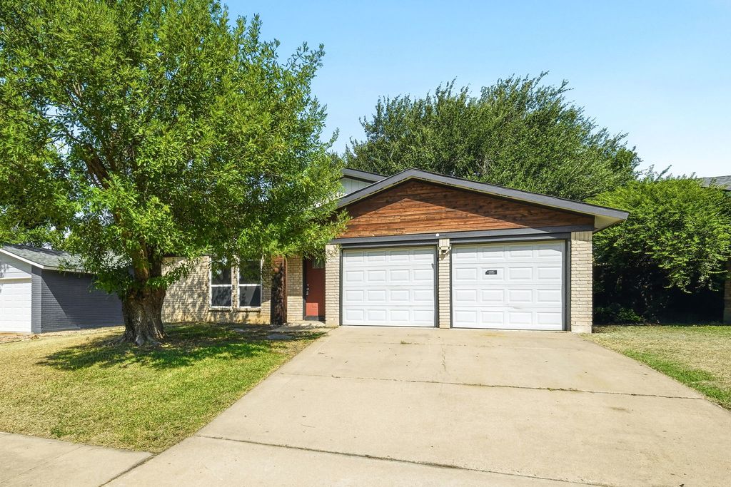11104 Ptarmigan Drive, Austin