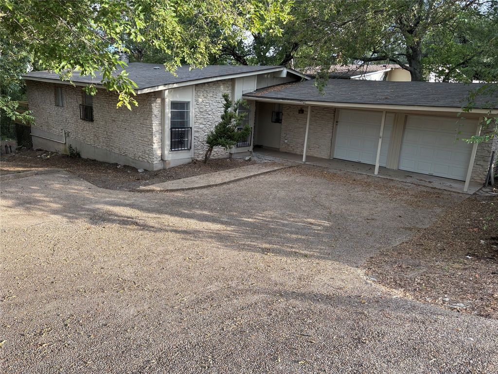 11913 Rennalee Loop, Austin