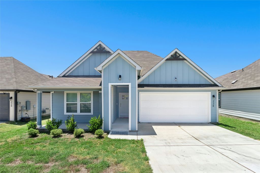 224 Sweetwater Creek Lane, Hutto