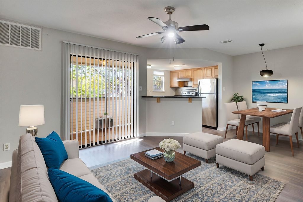 2500 Burleson Road 703, Austin