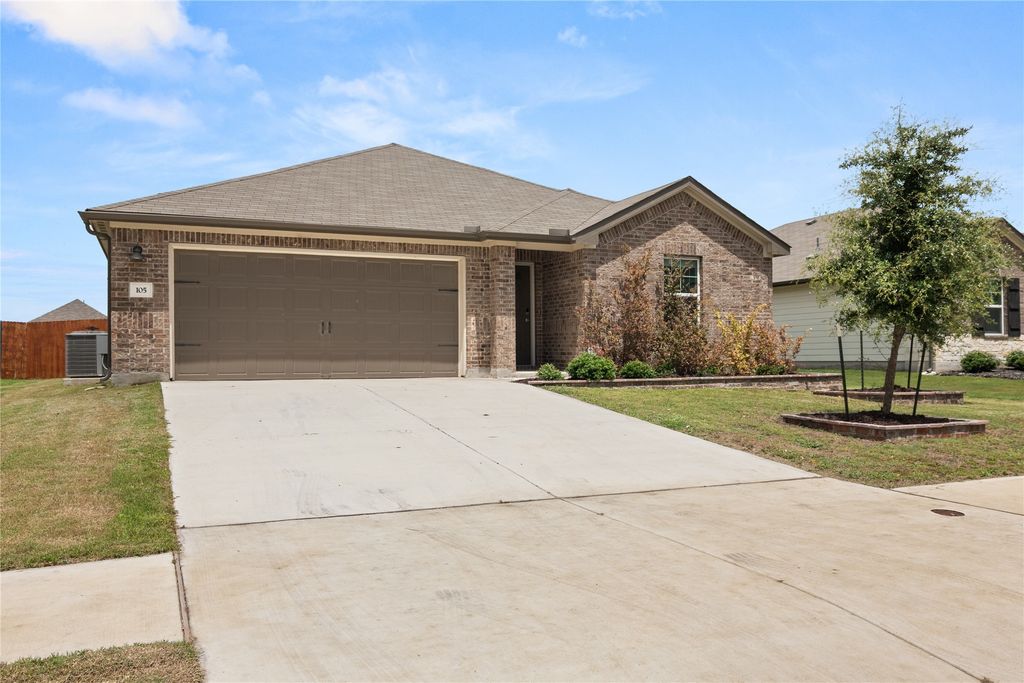 105 Saviano Road, Hutto