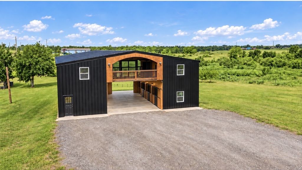 1701 County Road 466, Elgin