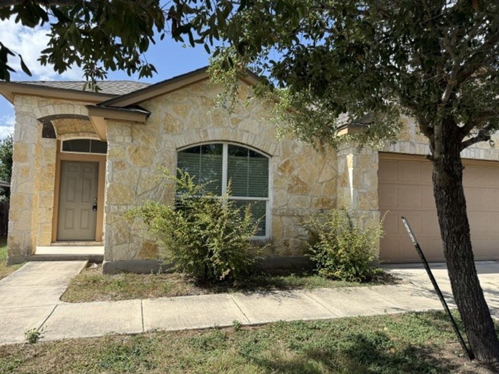 173 Cazador Drive, San Marcos