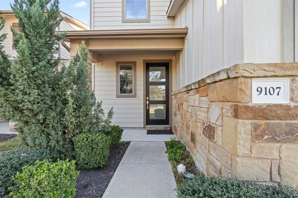 9107 Moonstone Drive, Austin