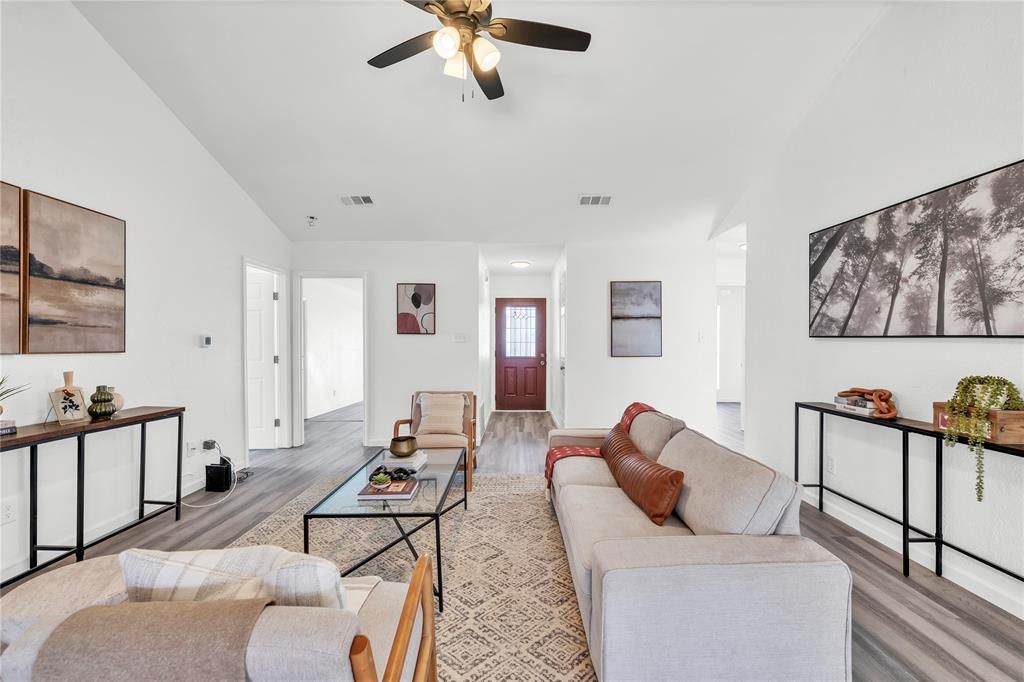 1800 Tamra Court, Round Rock