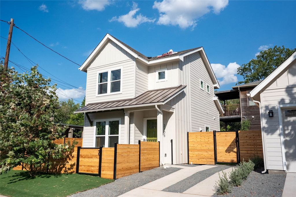 2705 Wilson Street, Austin