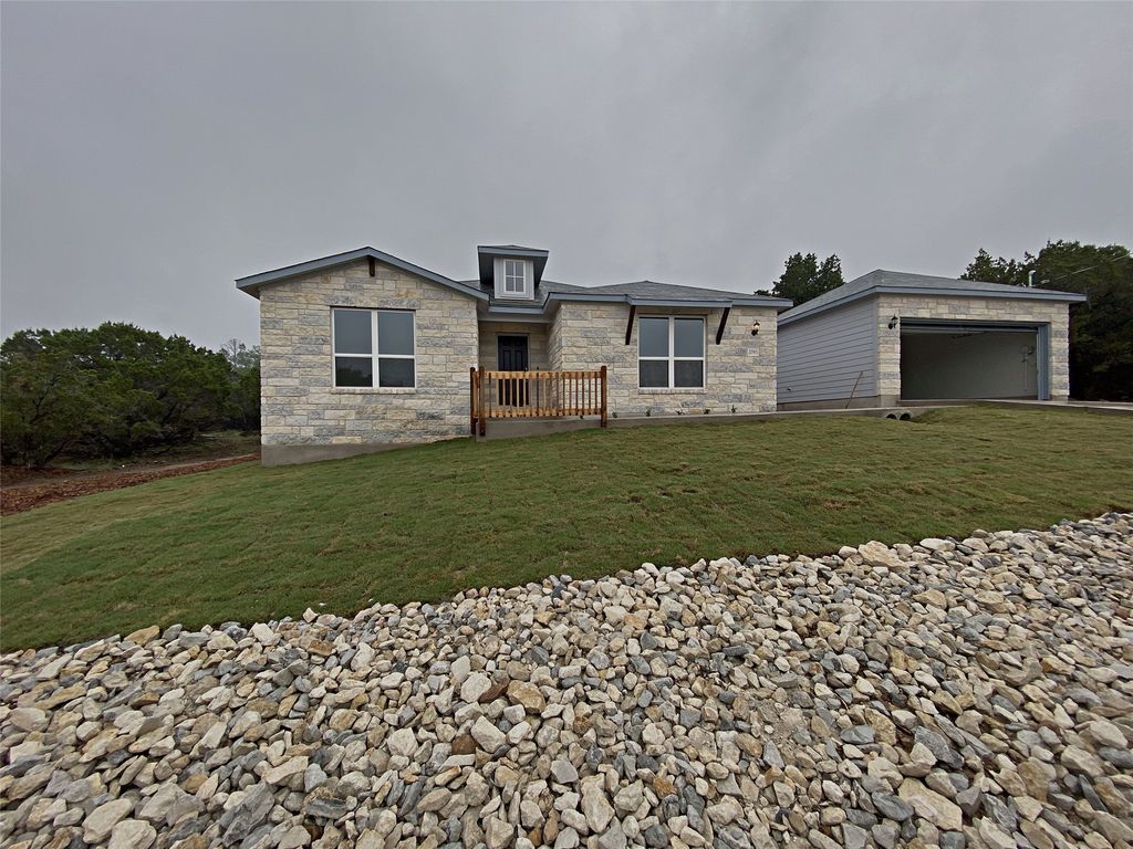 20915 Oak Dale Drive, Lago Vista