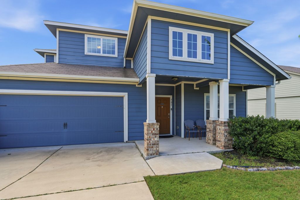 701 Liard River Road, Hutto