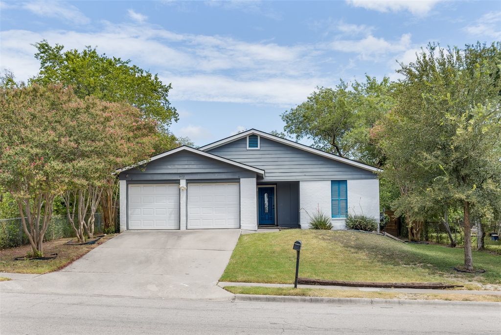 802 Prince Valiant Drive, Austin