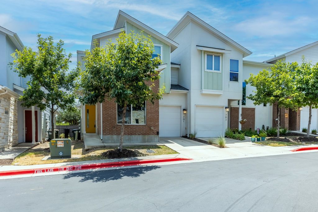 3108 E 51st Street 701, Austin