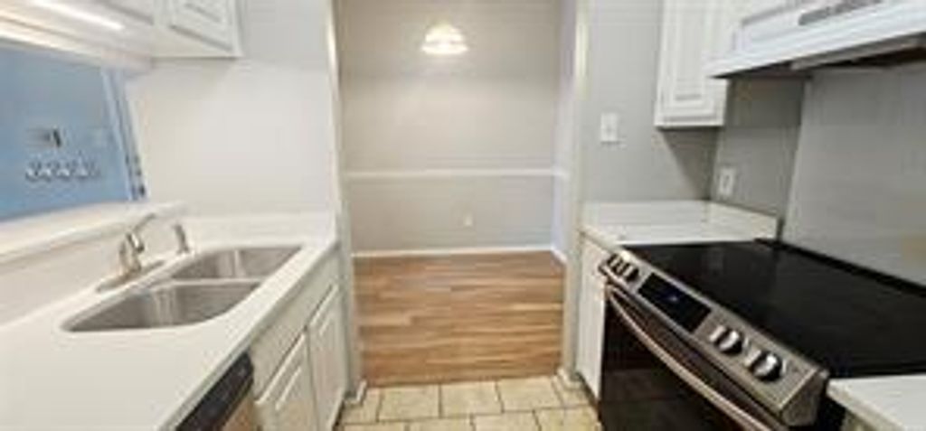 12166 Metric Boulevard 2006, Austin