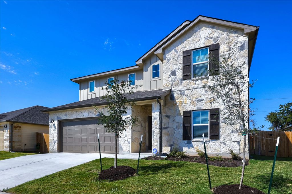 117 Fairmeadow Downs Drive, Hutto