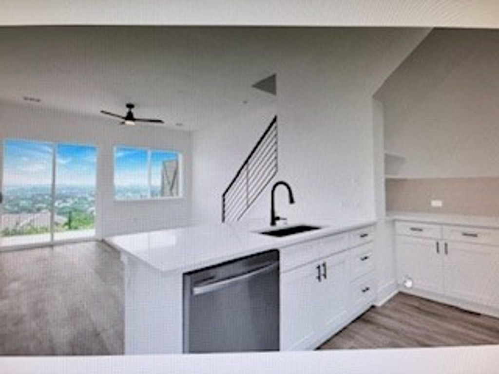 21200 Portsmouth Cv 5, Lago Vista
