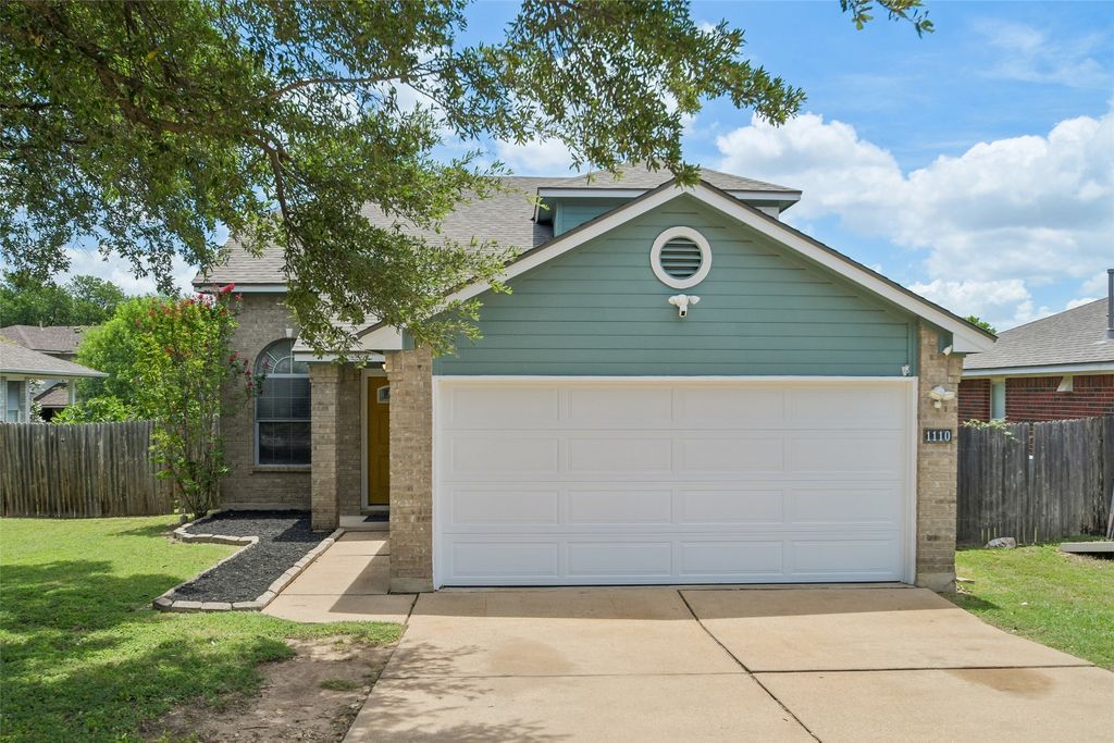 1110 Brashear Lane, Cedar Park