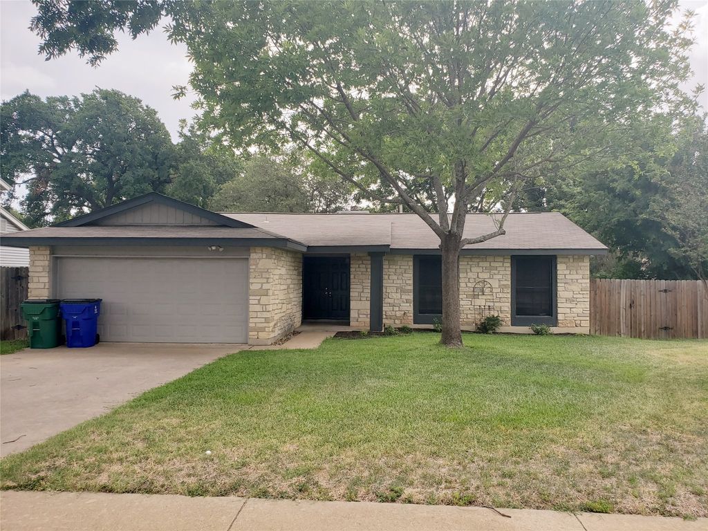 404 Oakridge Pass, Cedar Park