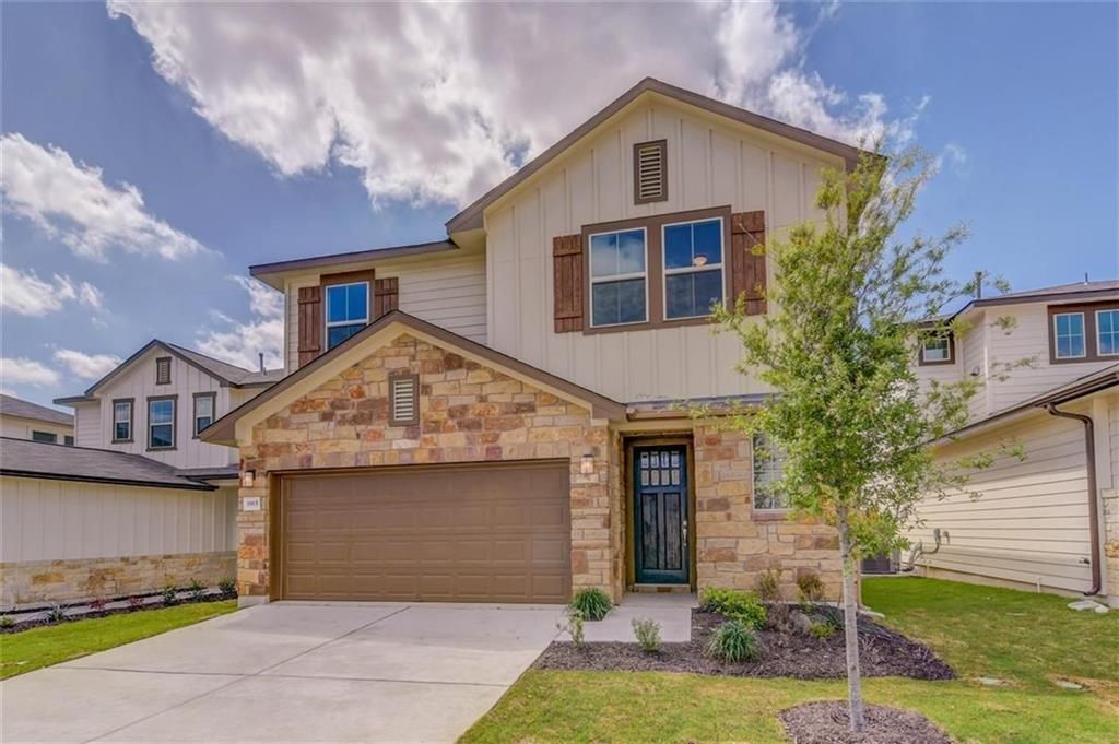 1915 Crimson Rosella Trail, Austin