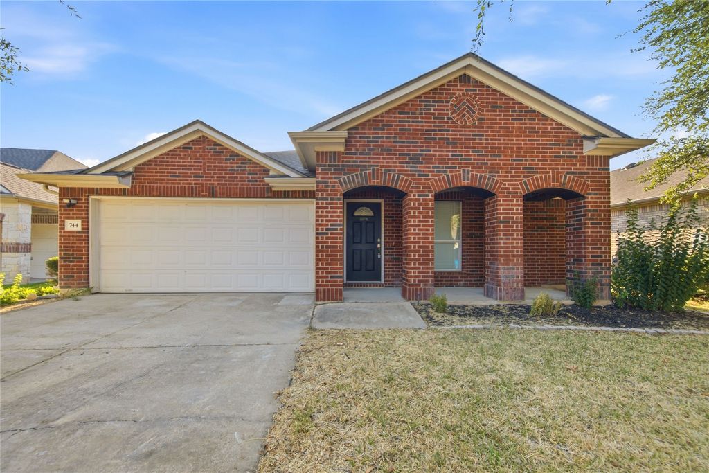 744 Bent Wood Place, Round Rock