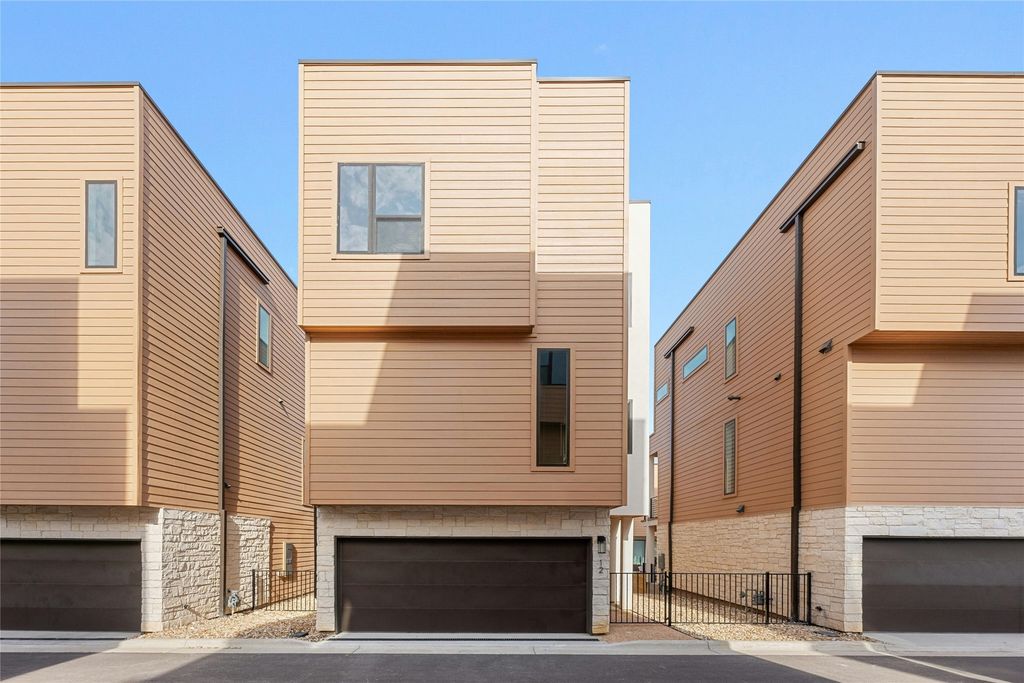 6821 Wolfcreek Pass 12, Austin