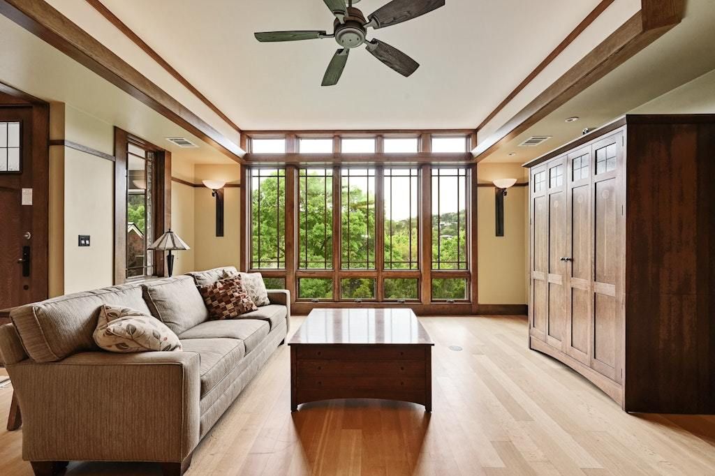 307 Laurel Valley Road, West Lake Hills