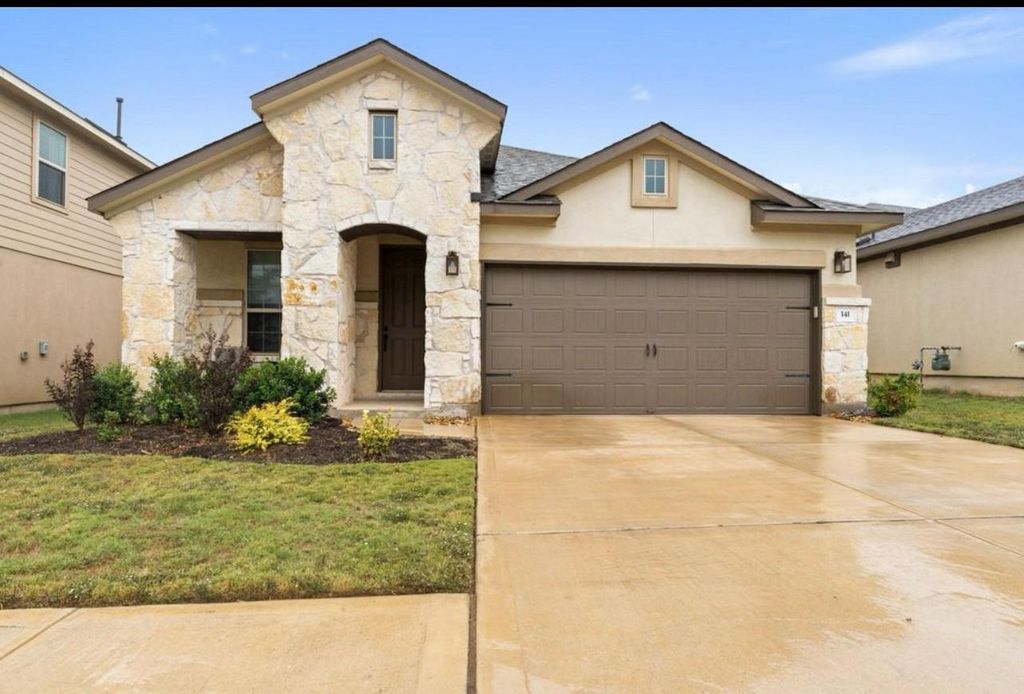 141 Hunts Link Road, Dripping Springs