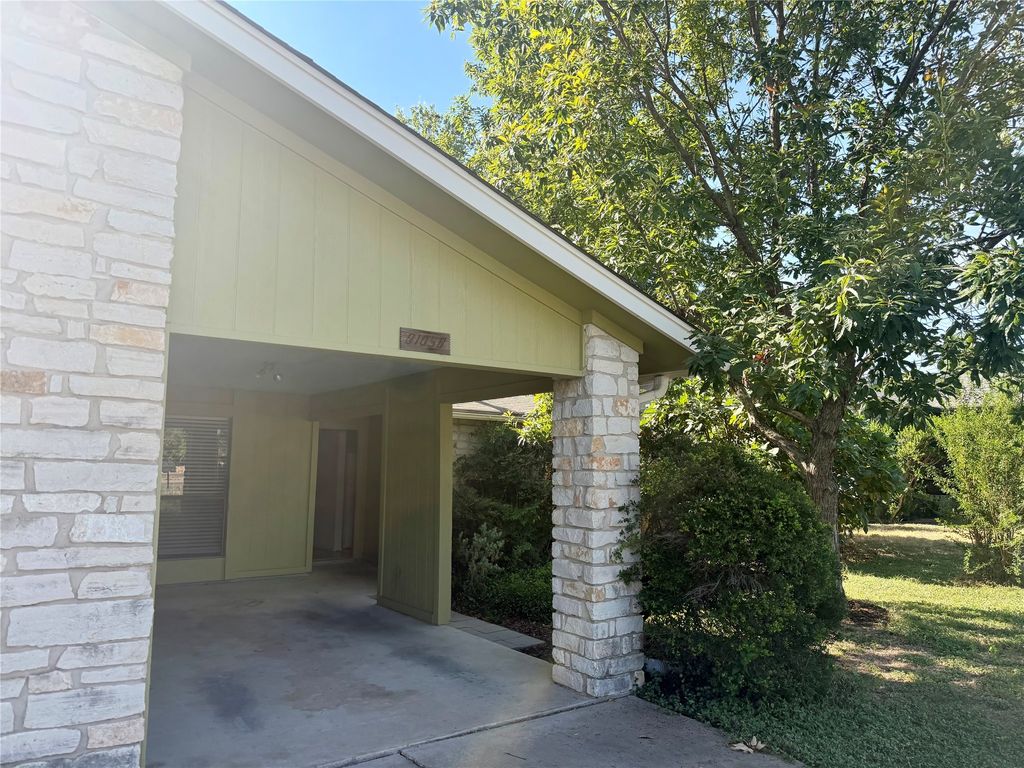 8105 S 1st Street B, Austin