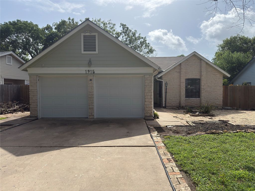 1915 Egger Avenue, Round Rock