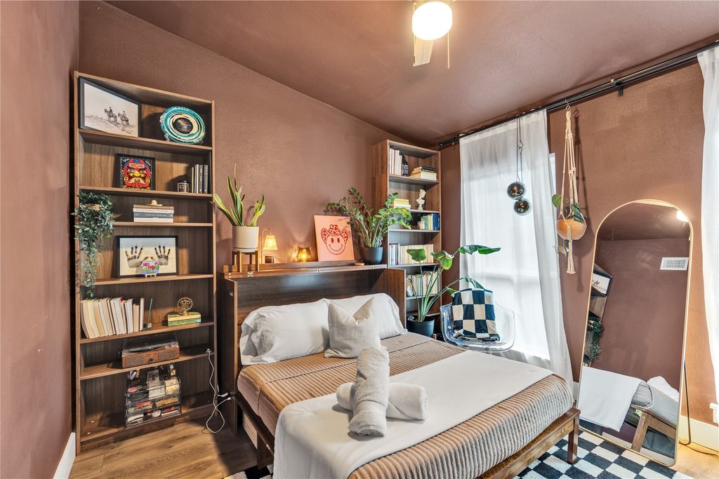 3808 Southway Drive 103, Austin