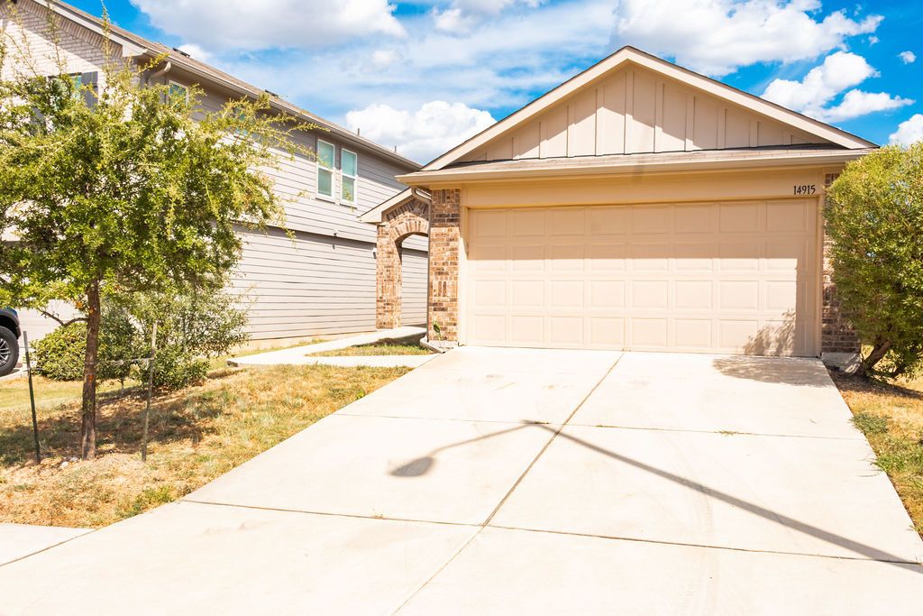 14915 Talus Road, Manor