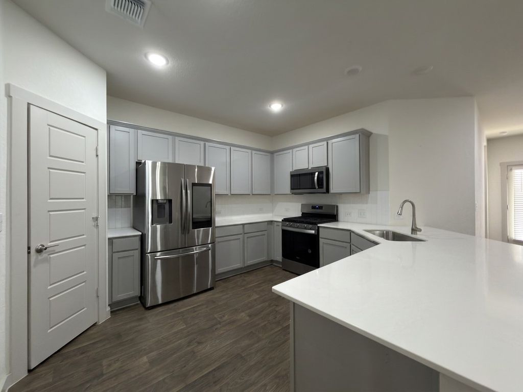3001 Egan Drive, Pflugerville