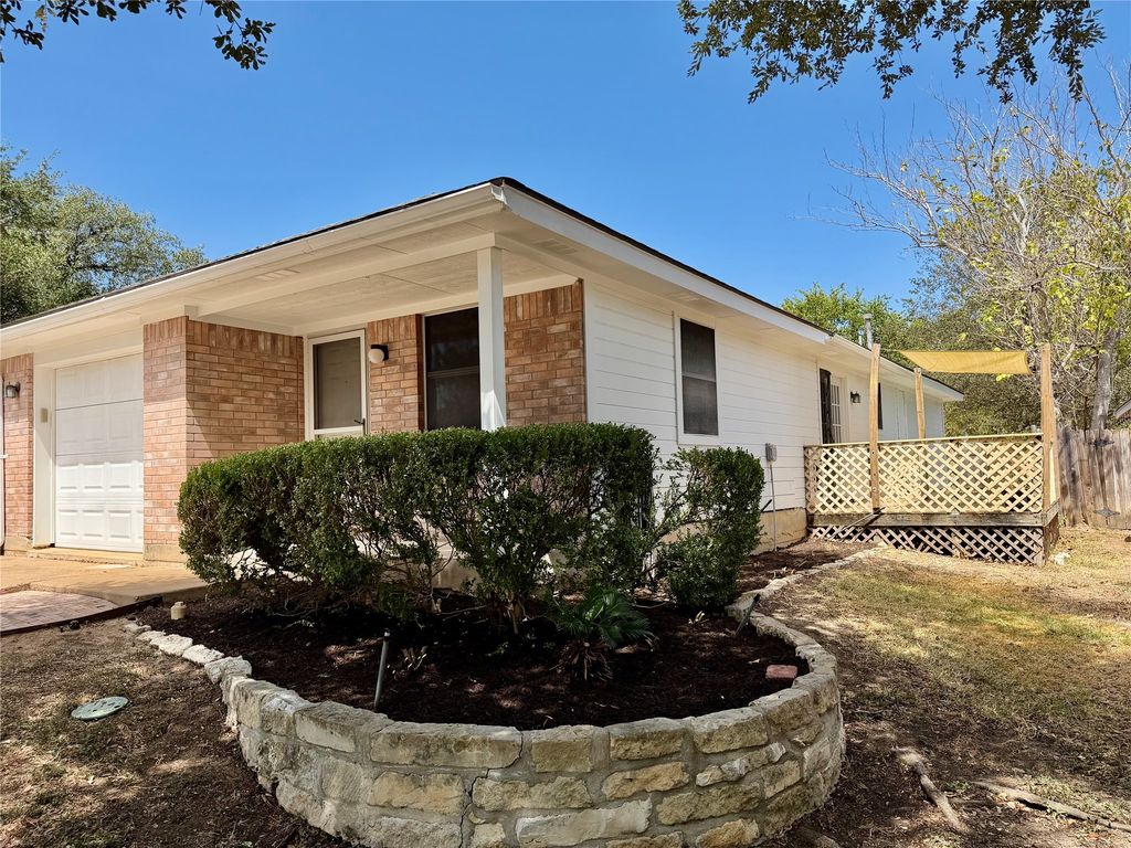 8112 Willet Trail Trail B, Austin