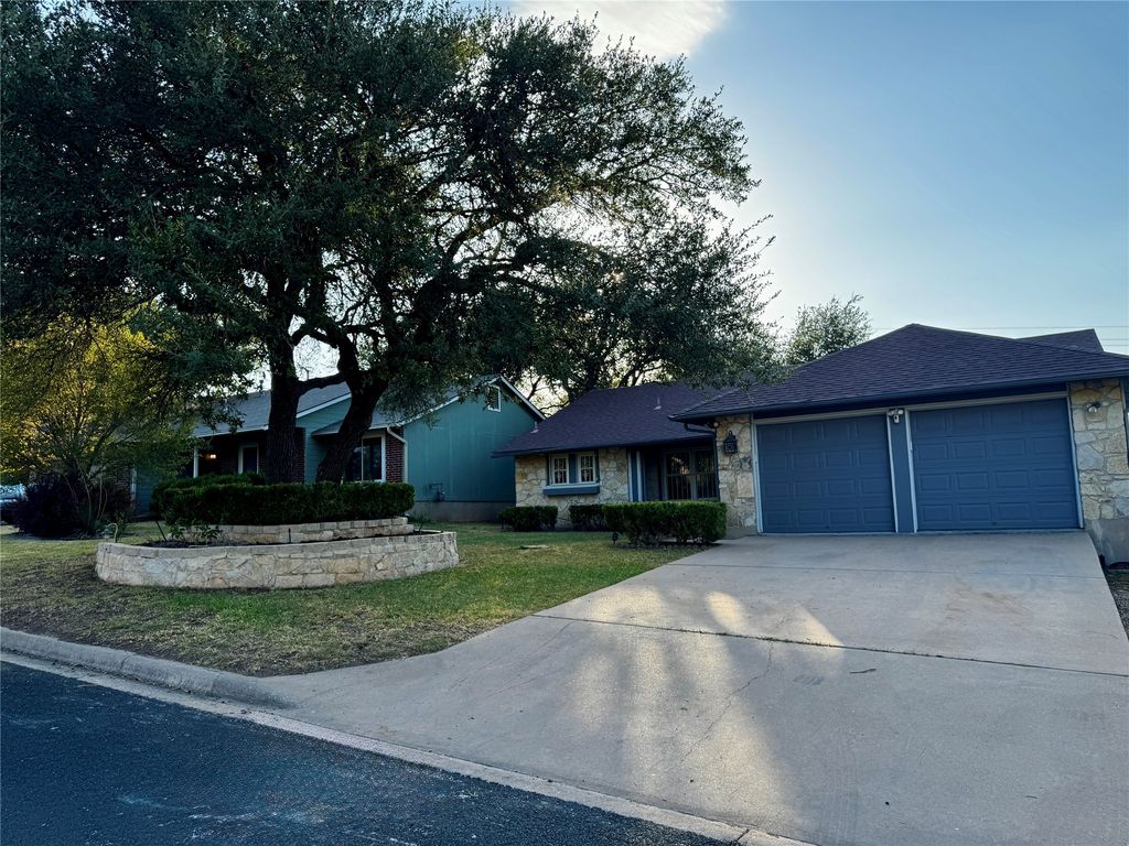 8514 Red Willow Drive, Austin