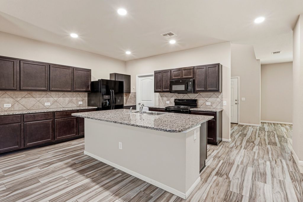 3004 Cain Harvest Cove, Austin