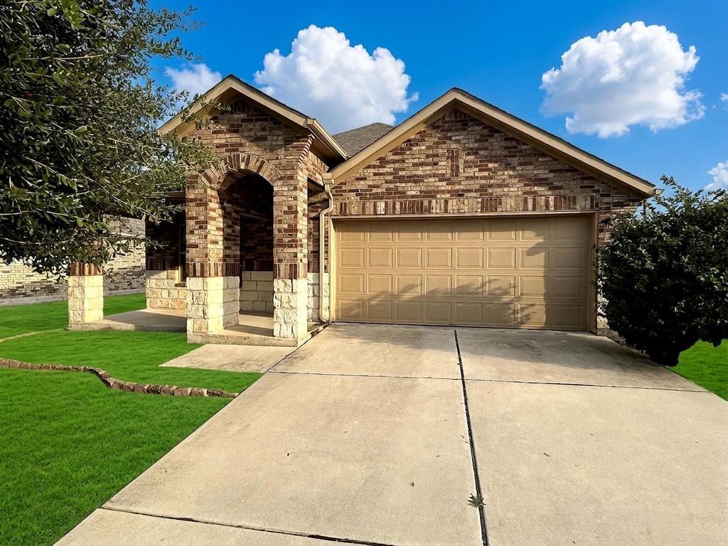 608 Kaluga Trail, Leander