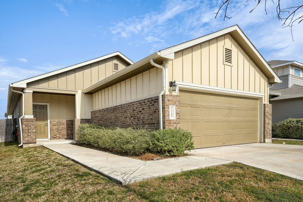 12104 Tolson Drive, Manor