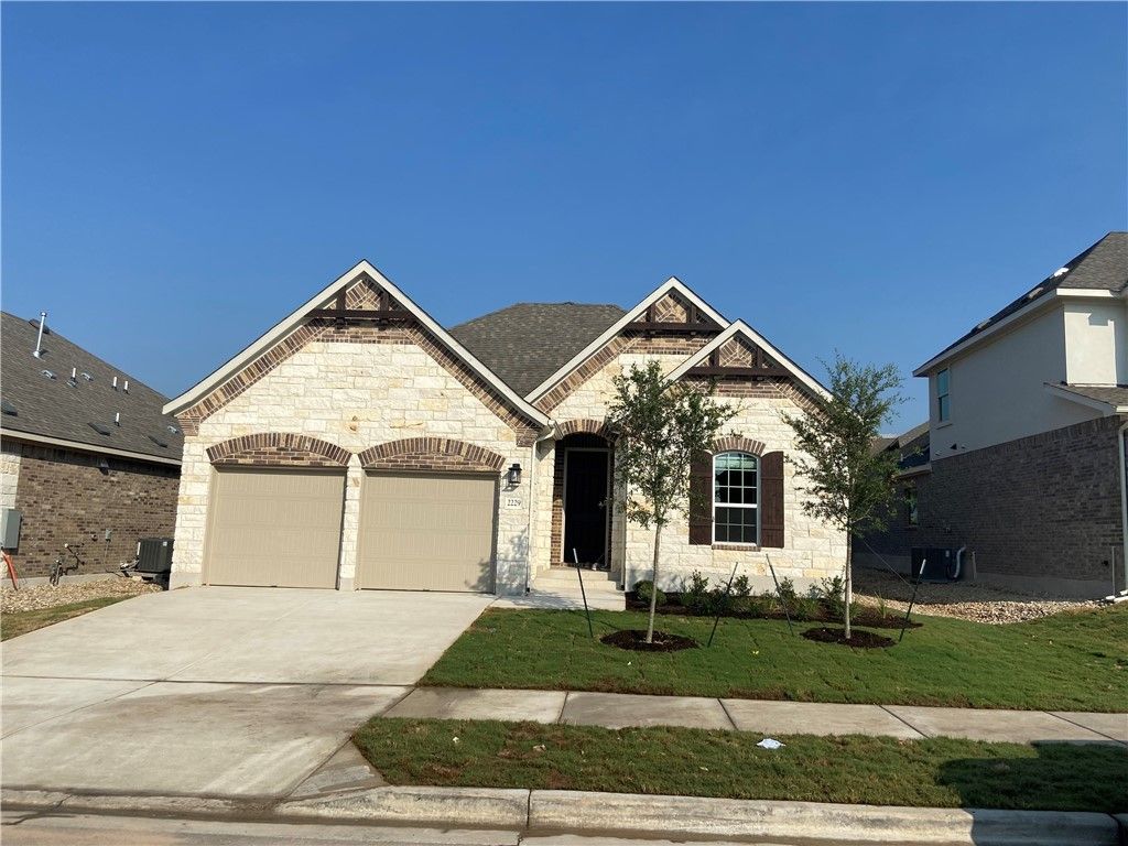 2229 Base Burner Path, Leander