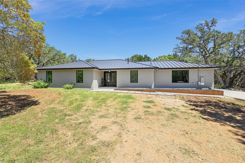 150 Star Thistle Trail, Wimberley