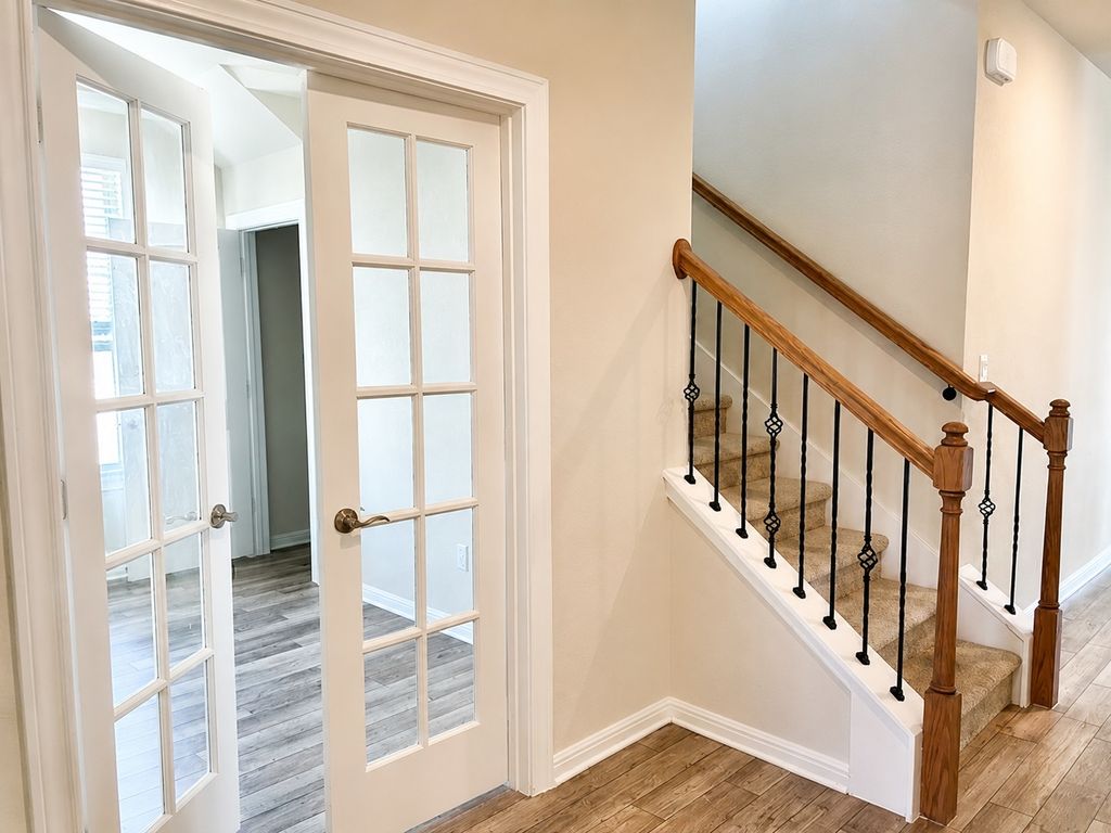 612 Red Knot Avenue, Leander