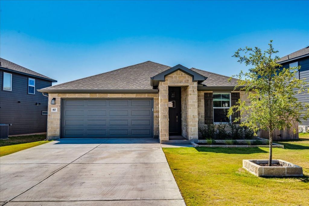 457 El Capitan Loop, Dripping Springs