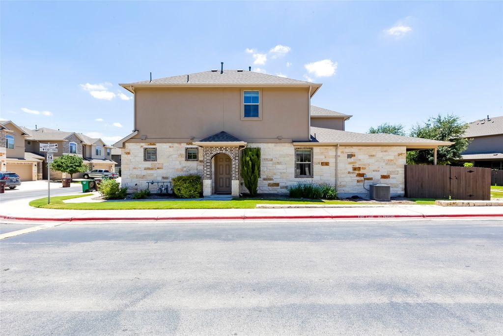 2880 Donnell Drive 1704, Round Rock