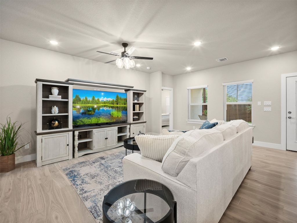 5338 Howard St Street, San Antonio