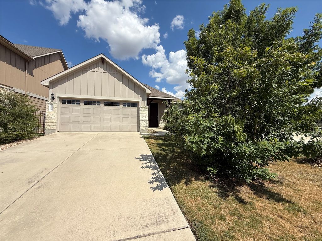 225 Russet Trail, Georgetown