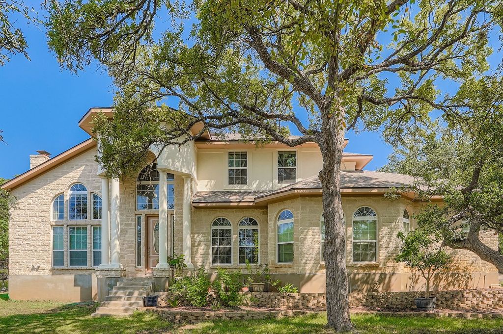 900 Wayside Drive, Wimberley